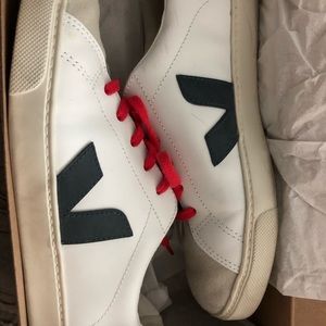 Veja Sneakers